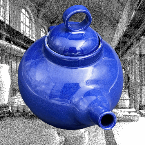 Théière bleu de Sevres